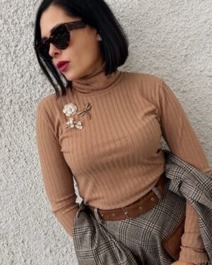 Дамско поло в цвят камел Carmelina с дълъг ръкав