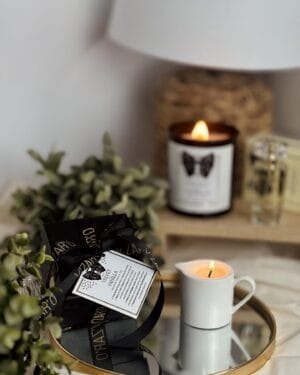 Подаръчен комплект с масажна свещ и парфюм Velvet & Vanilla