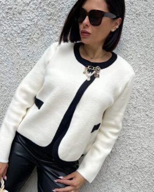 Дамска кашмирена екрю жилетка Mya