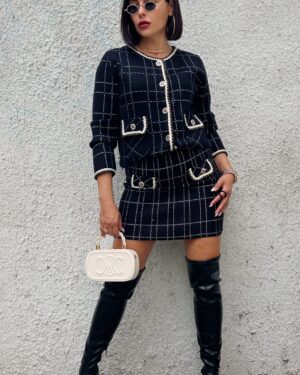 Дамски черен плетен комплект от къса пола и сако Sibela