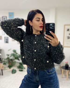 Дамска черна жилетка Sara